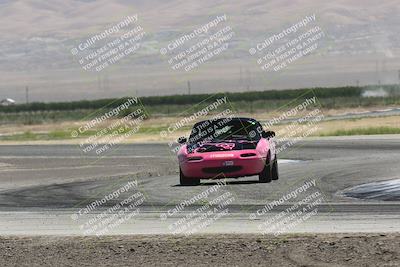 media/Jun-01-2024-CalClub SCCA (Sat) [[0aa0dc4a91]]/Group 3/Race/